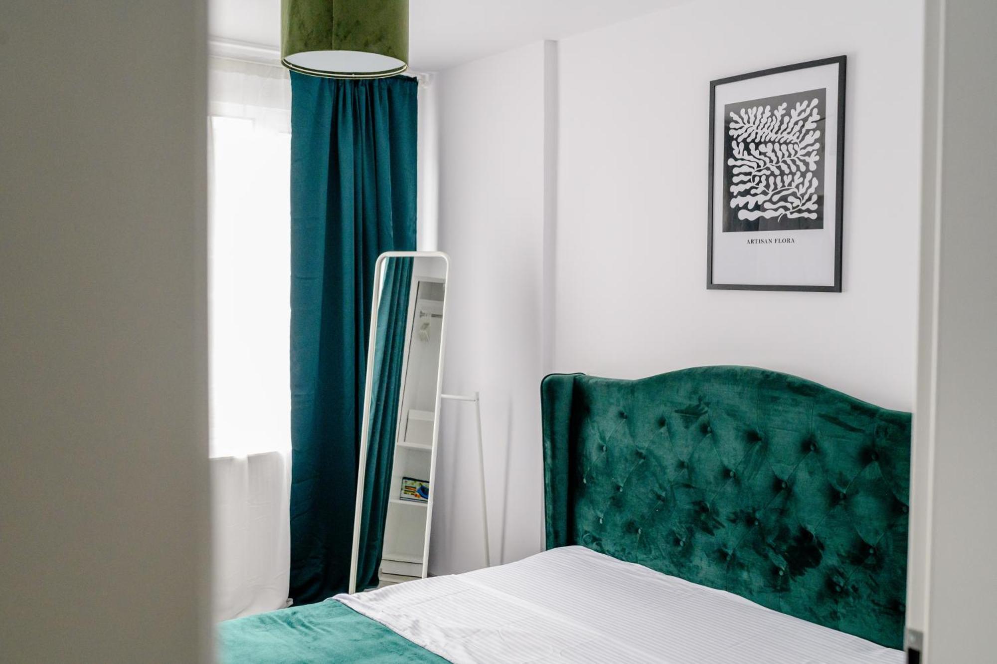 Happy Heart Hideaway Apartment Bucharest