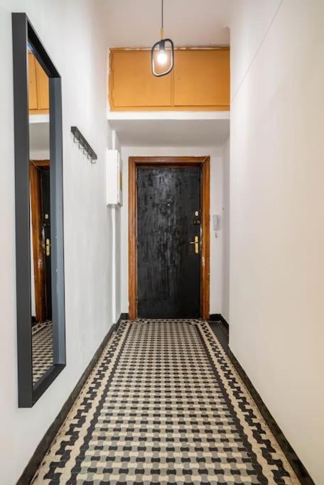 Quiet And Classic With Cismigiu Park View Apartment *