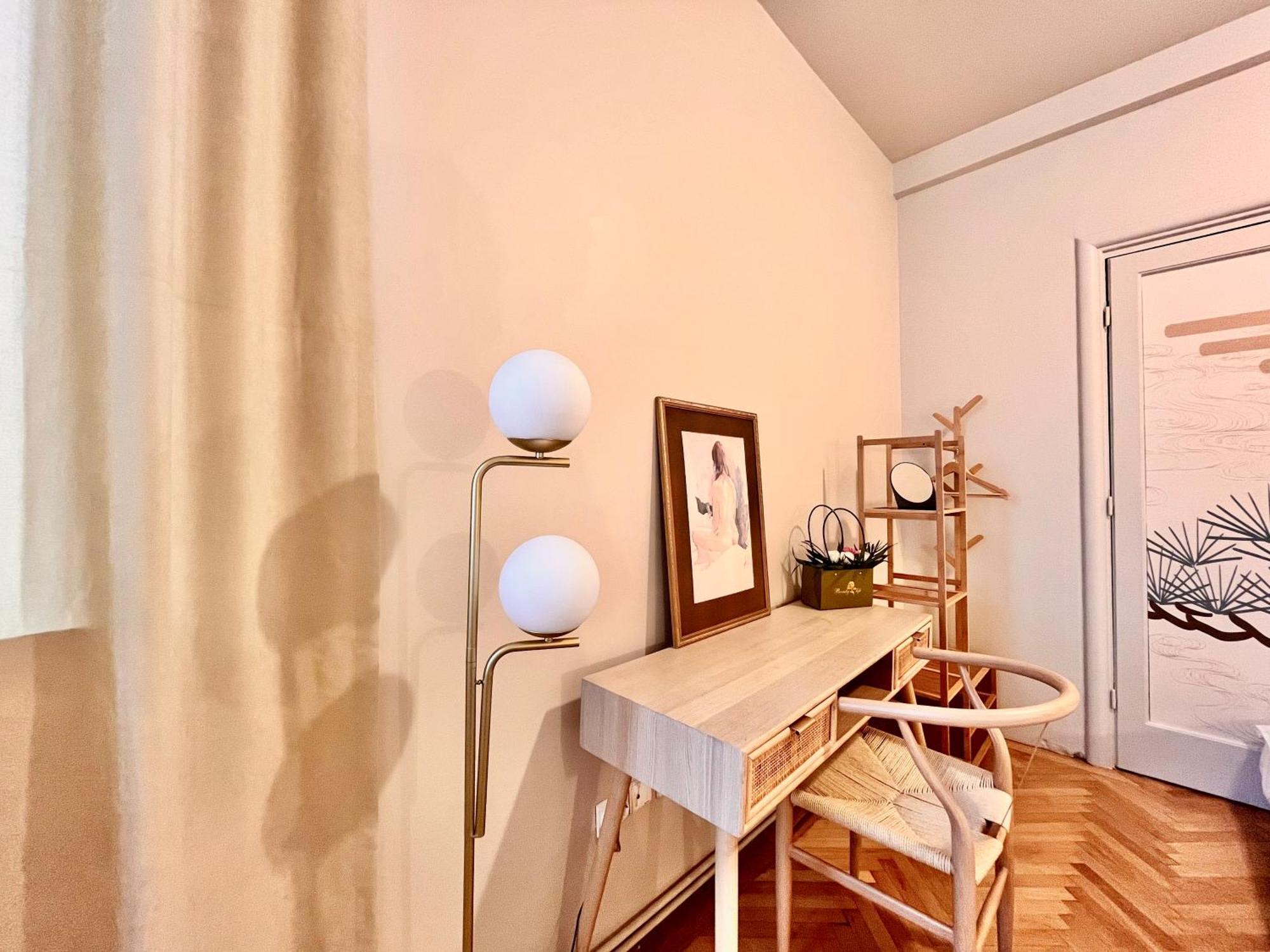 Hospedagem domiciliar Center Unirii Square Private With View - Shared Amenities