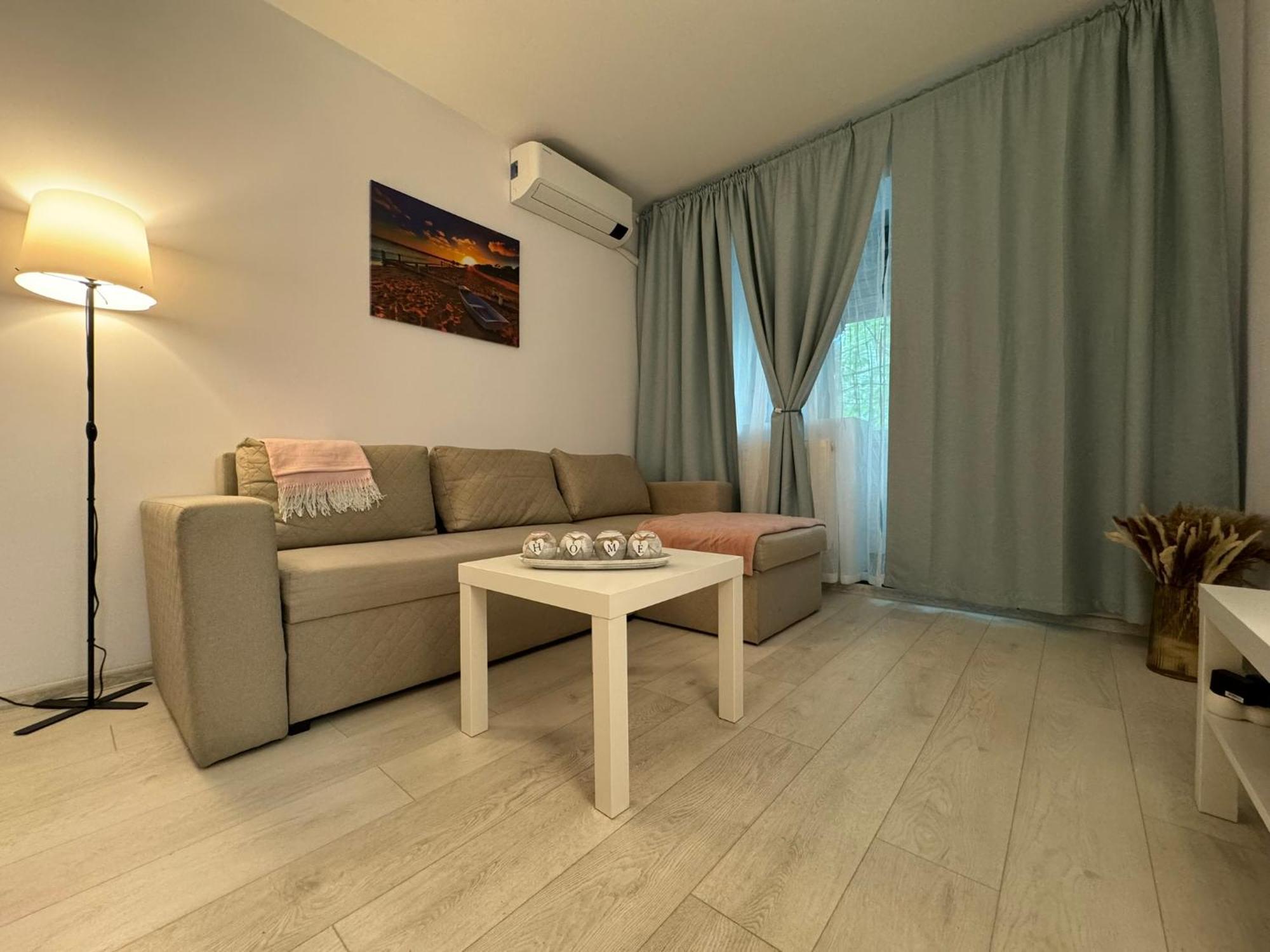 Lex Apartment *