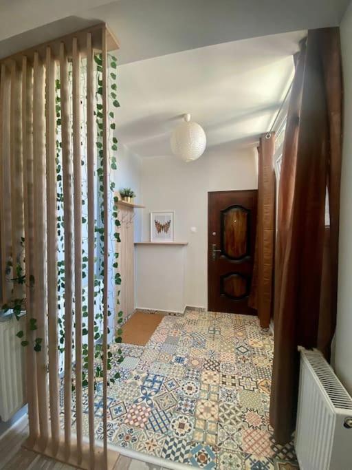 Stylish Ultacentral Old Town Apartment *