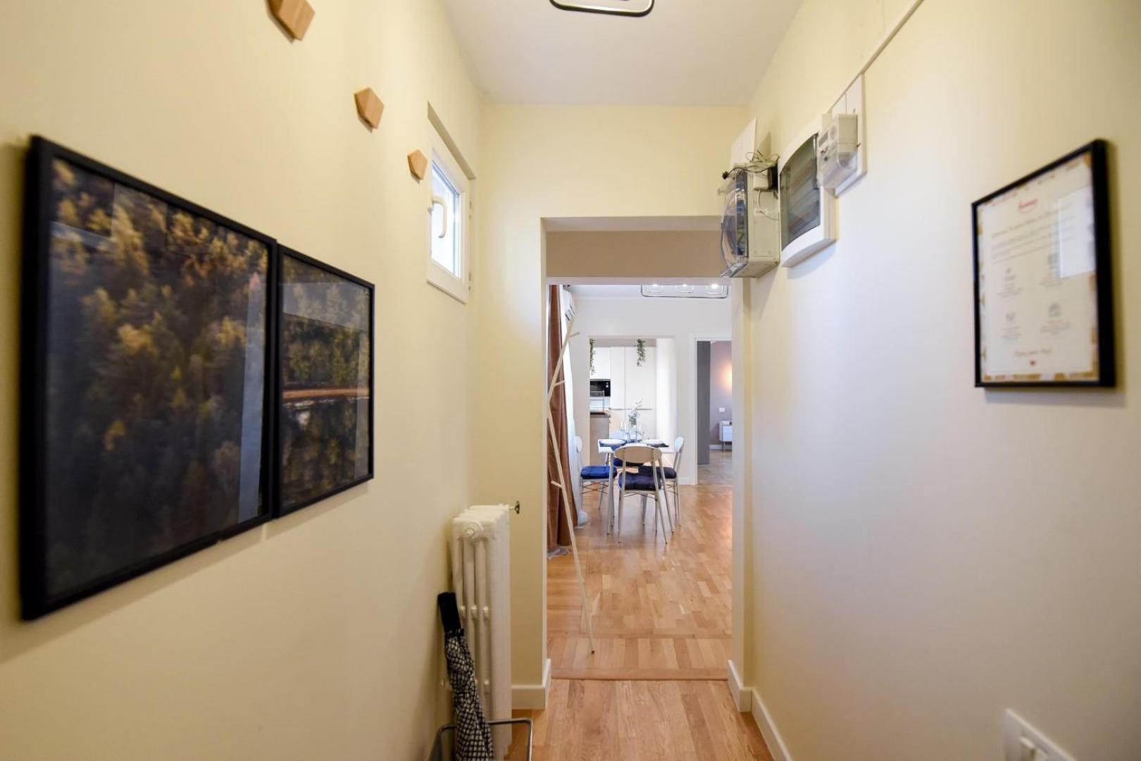 Living At Its - Spacious 2 Bedroom On Calea Victoriei * Bucareste