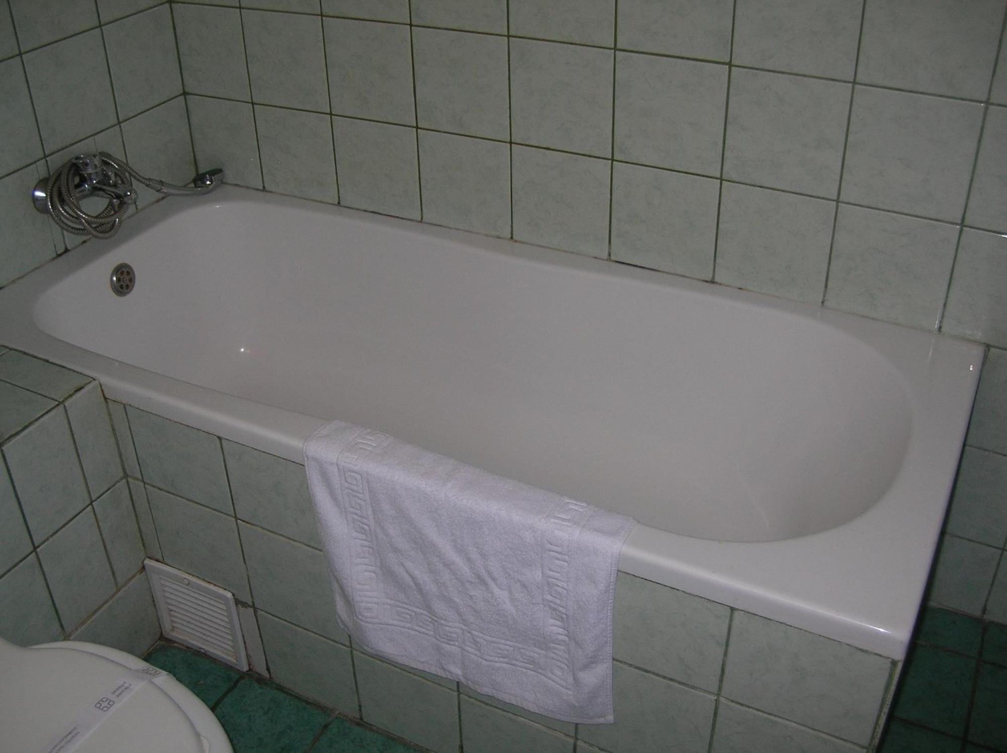 Hotel Federatia Romana De Scrima - Floreta De Aur Bucharest