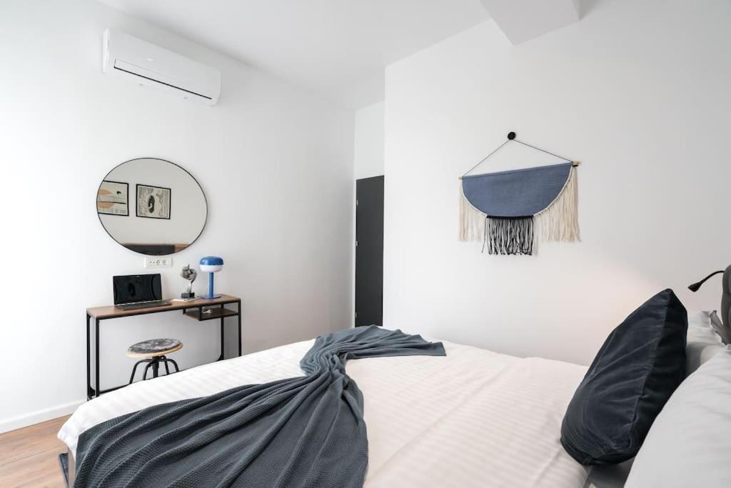 Apartamento 15 - New Building & Parking Bucareste