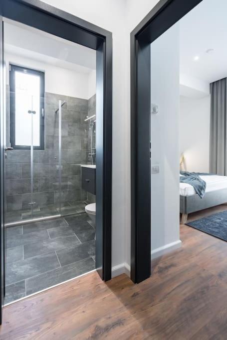 15 - New Building & Parking Apartamento