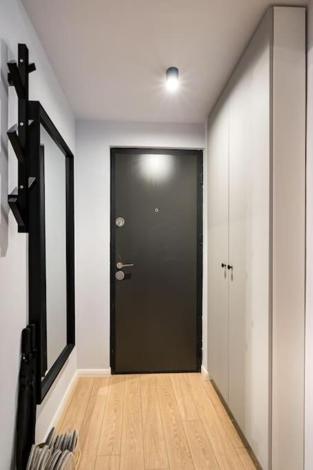 Apartment Sunny 4br Flat - Location - Charming Balcony