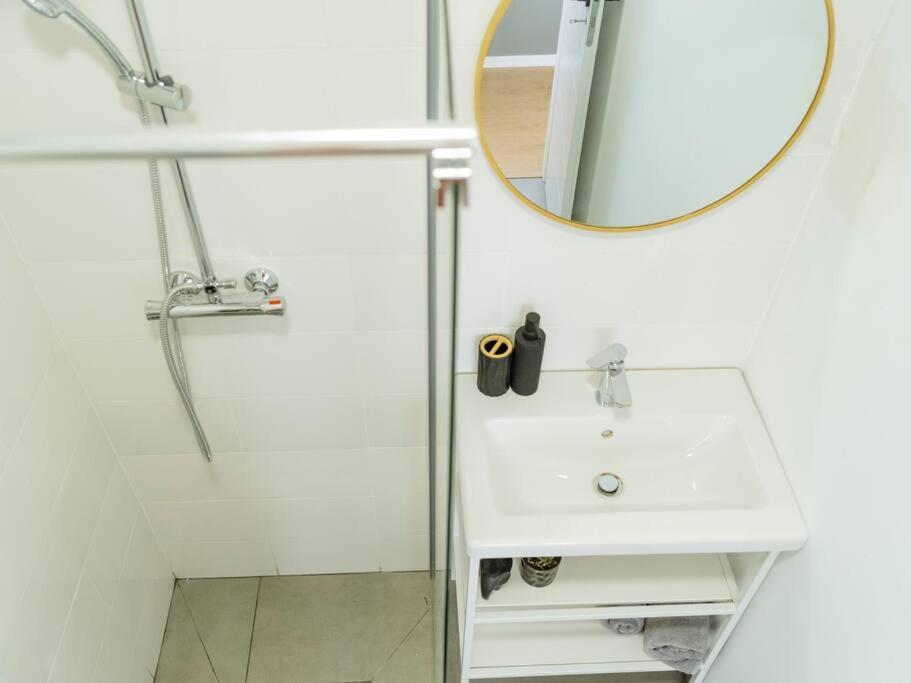 Apartamento Genesis - Sala Palatului