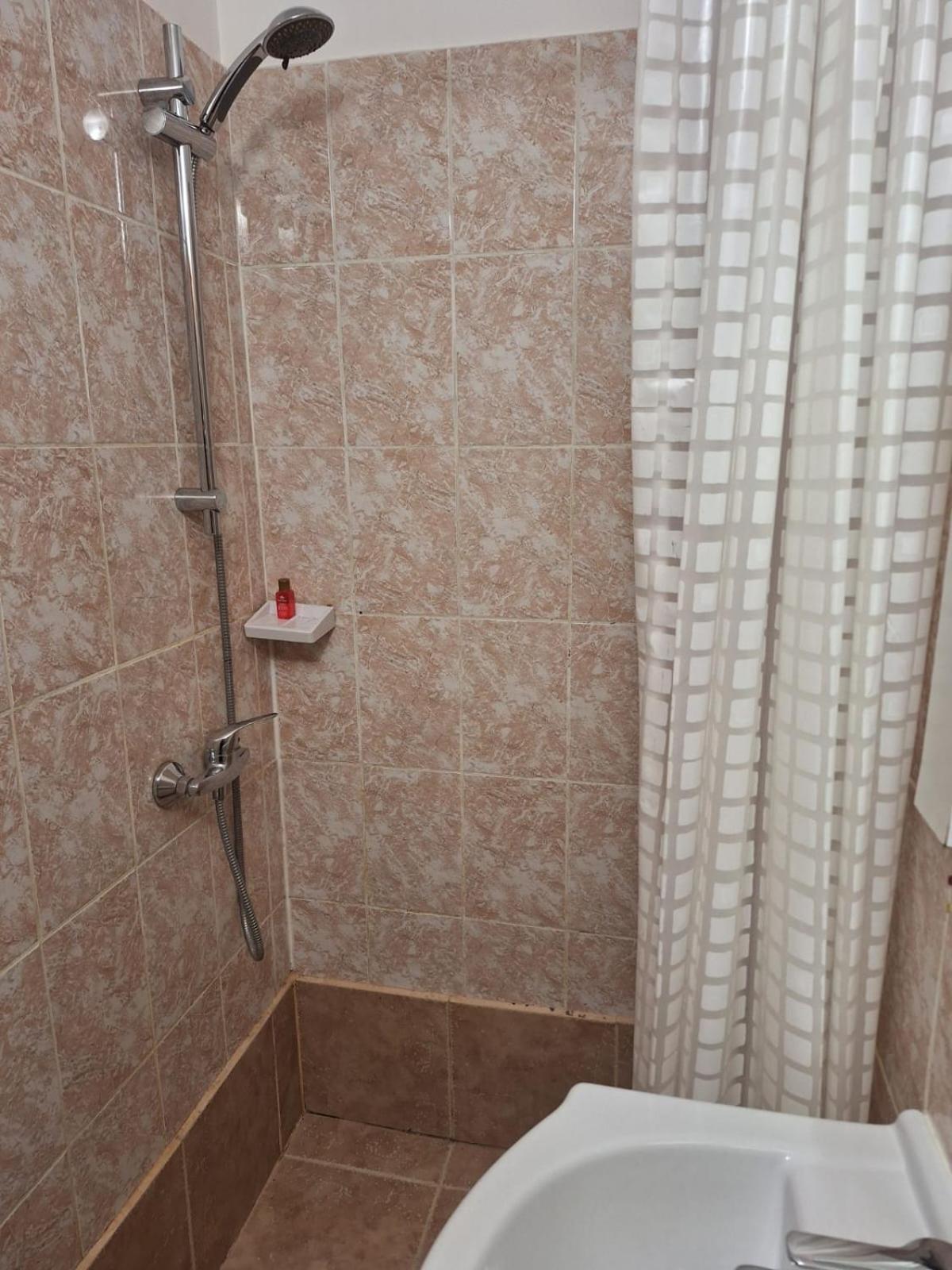 Ris Piata Romana Casa de hóspedes