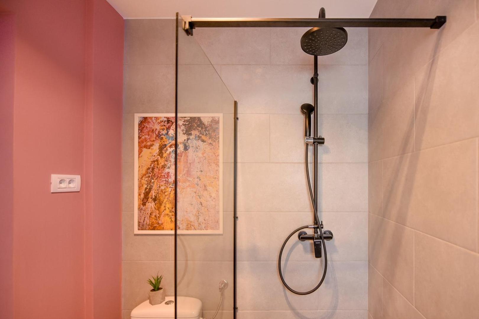 Piata Romana Modern Apartment