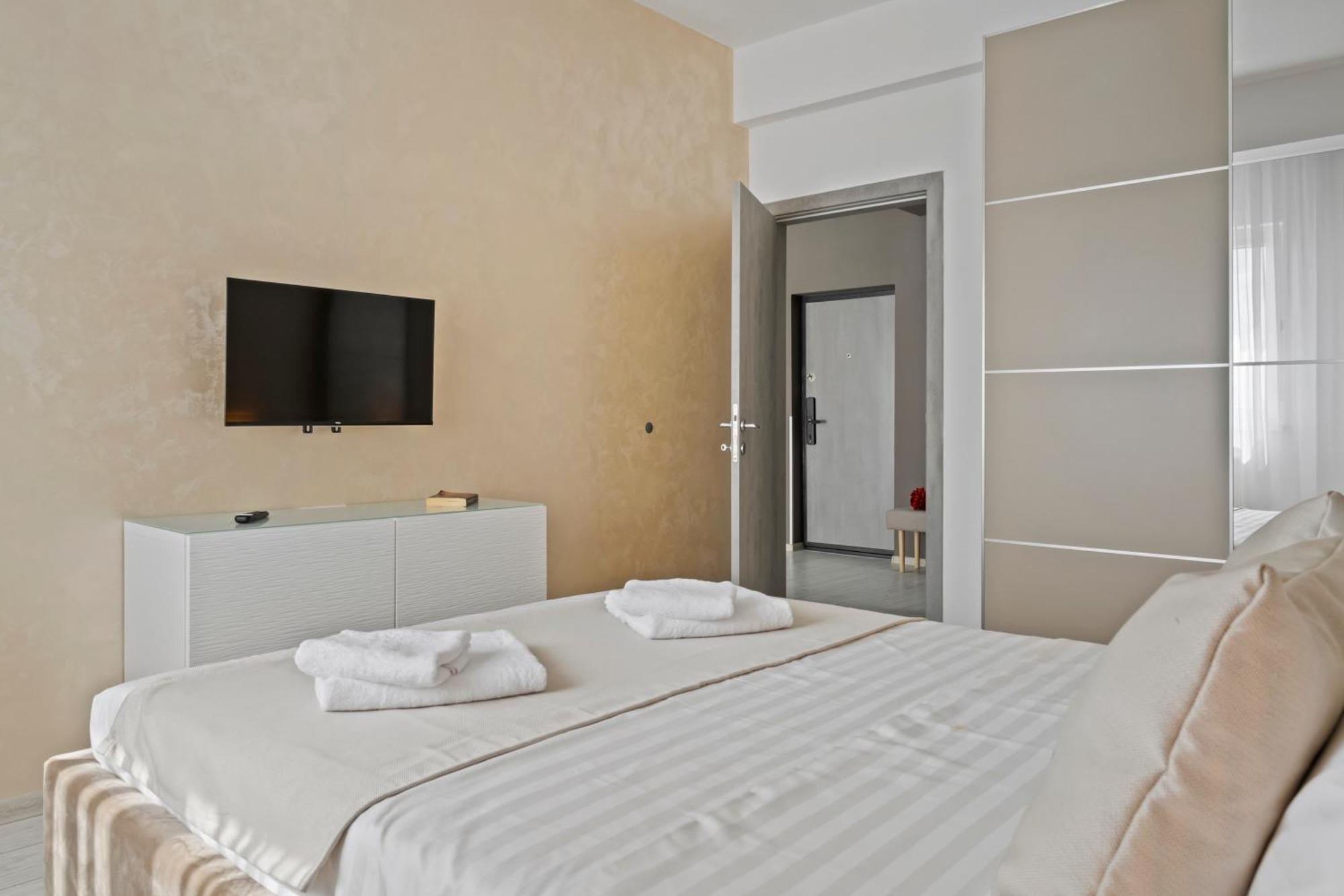 Apartment Unique Royal 28 *