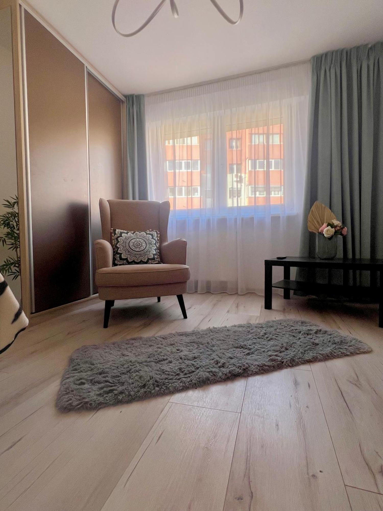 The Little House Apartment