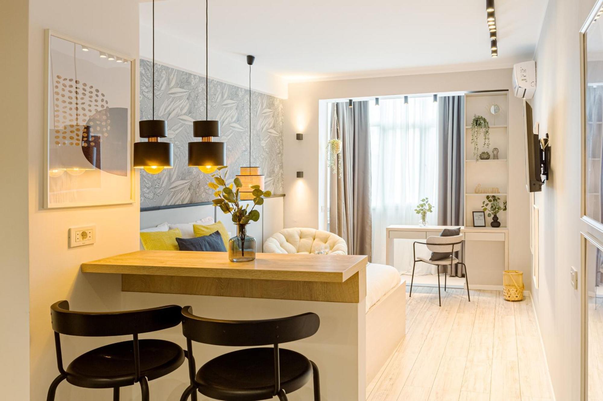 Apartment Centric Charm - Modern Living *