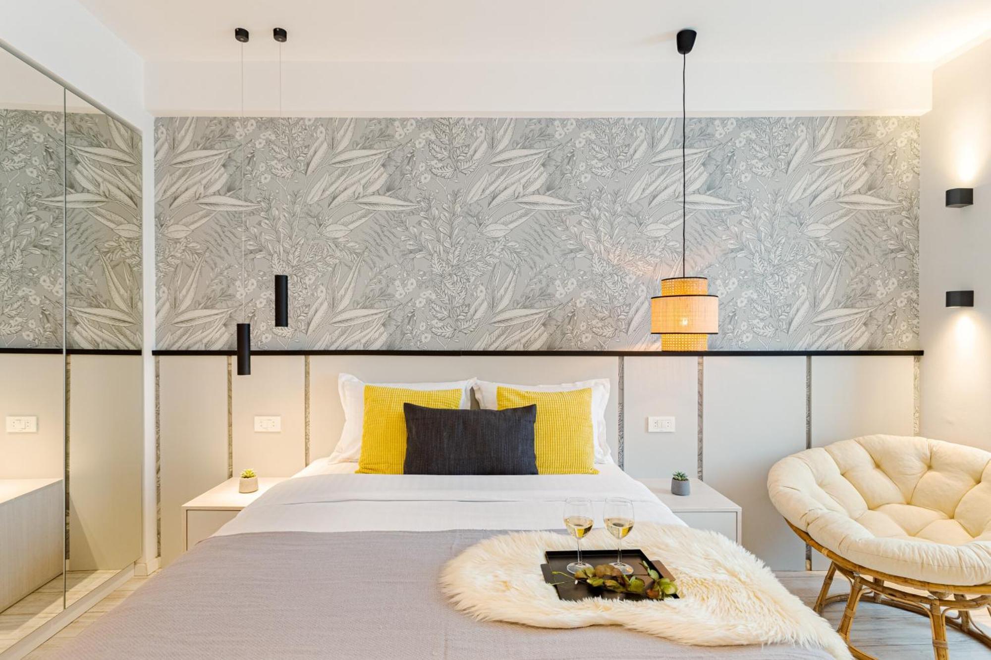 Centric Charm - Modern Living