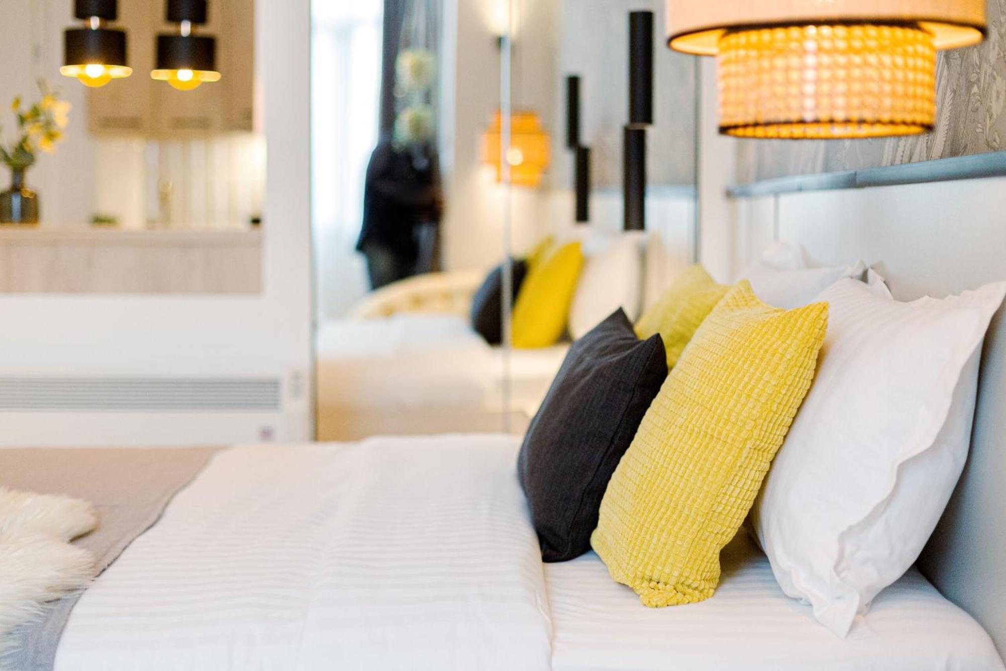 Centric Charm - Modern Living Apartment Bucharest