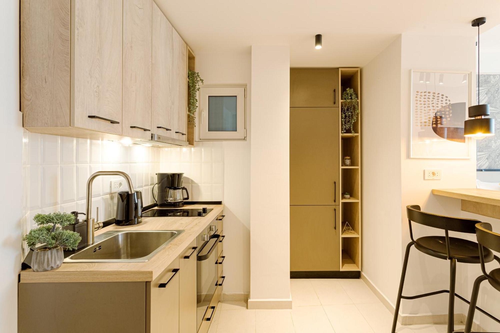 Centric Charm - Modern Living Apartment *