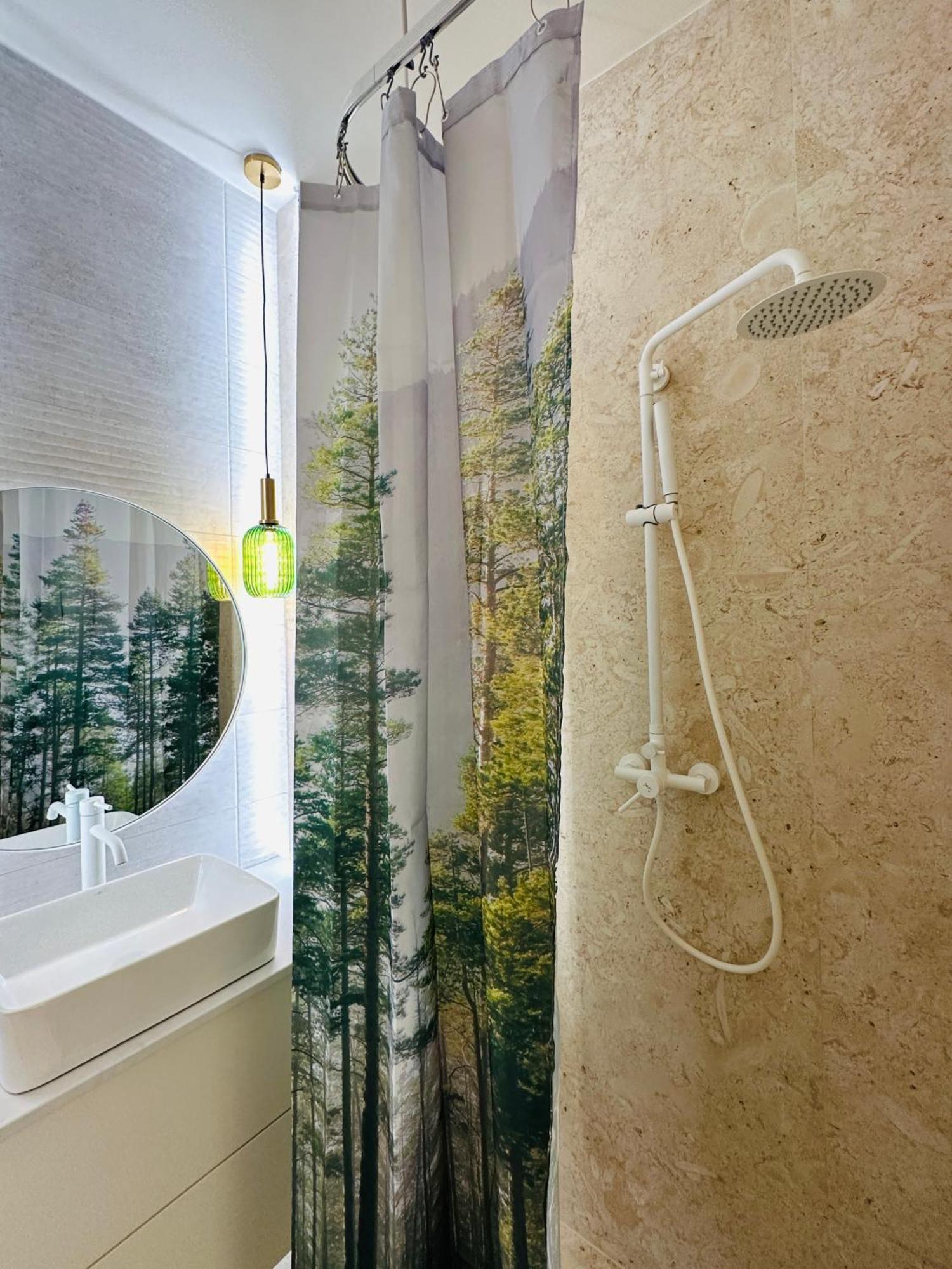 Harmony - Elegant Escape Near Ateneu * Bucureşti