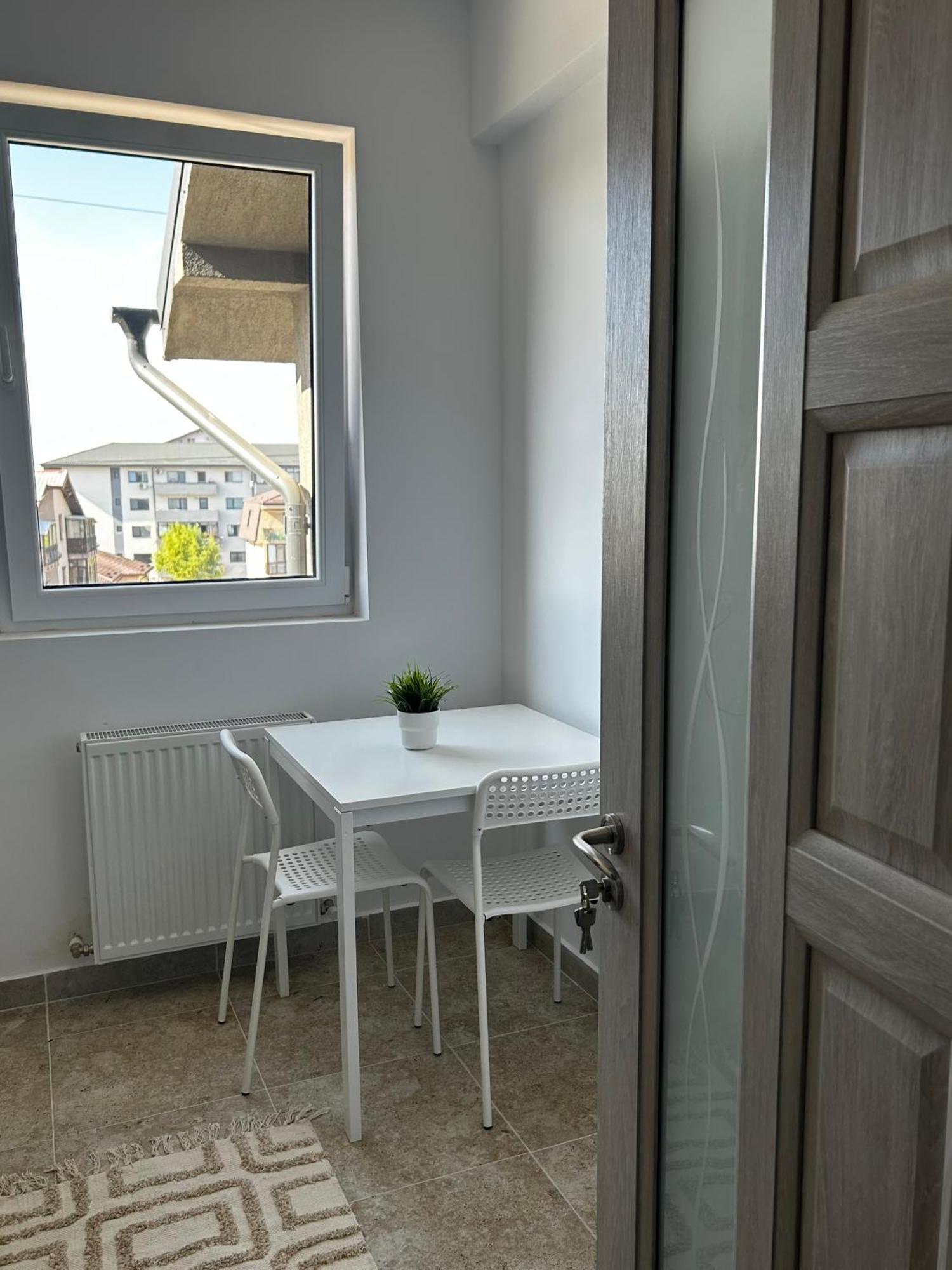 Brand New With Self Check In - Spital Fundeni -dragonul Rosu * Bucharest