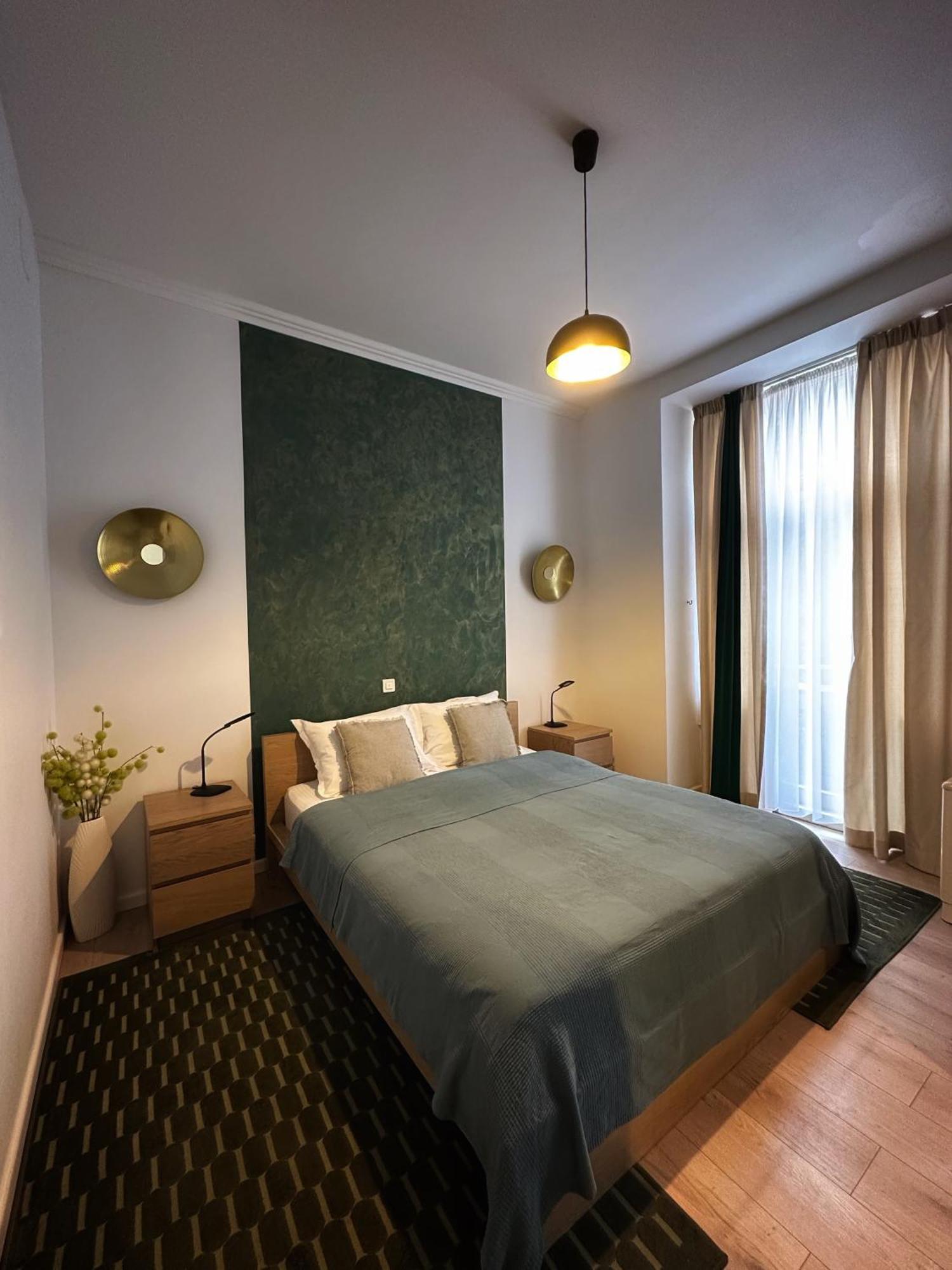 House4you - Balcescu * Bucureşti
