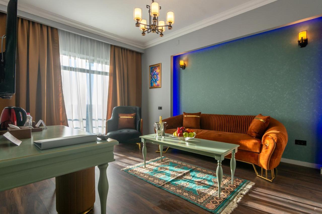 Hotel Phoenicia Express