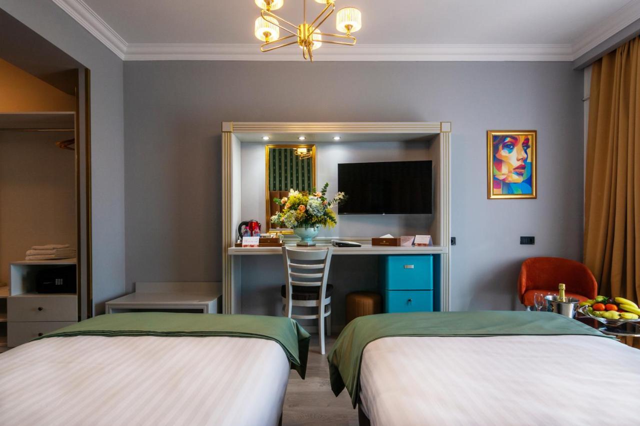 Phoenicia Express Hotel 4*