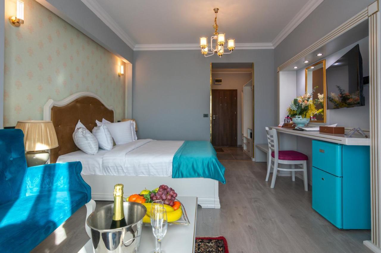Phoenicia Express 4*