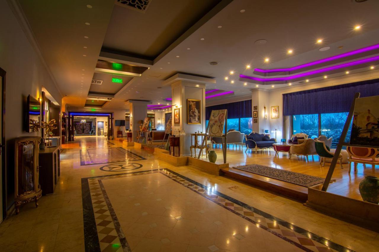Hotel Phoenicia Express
