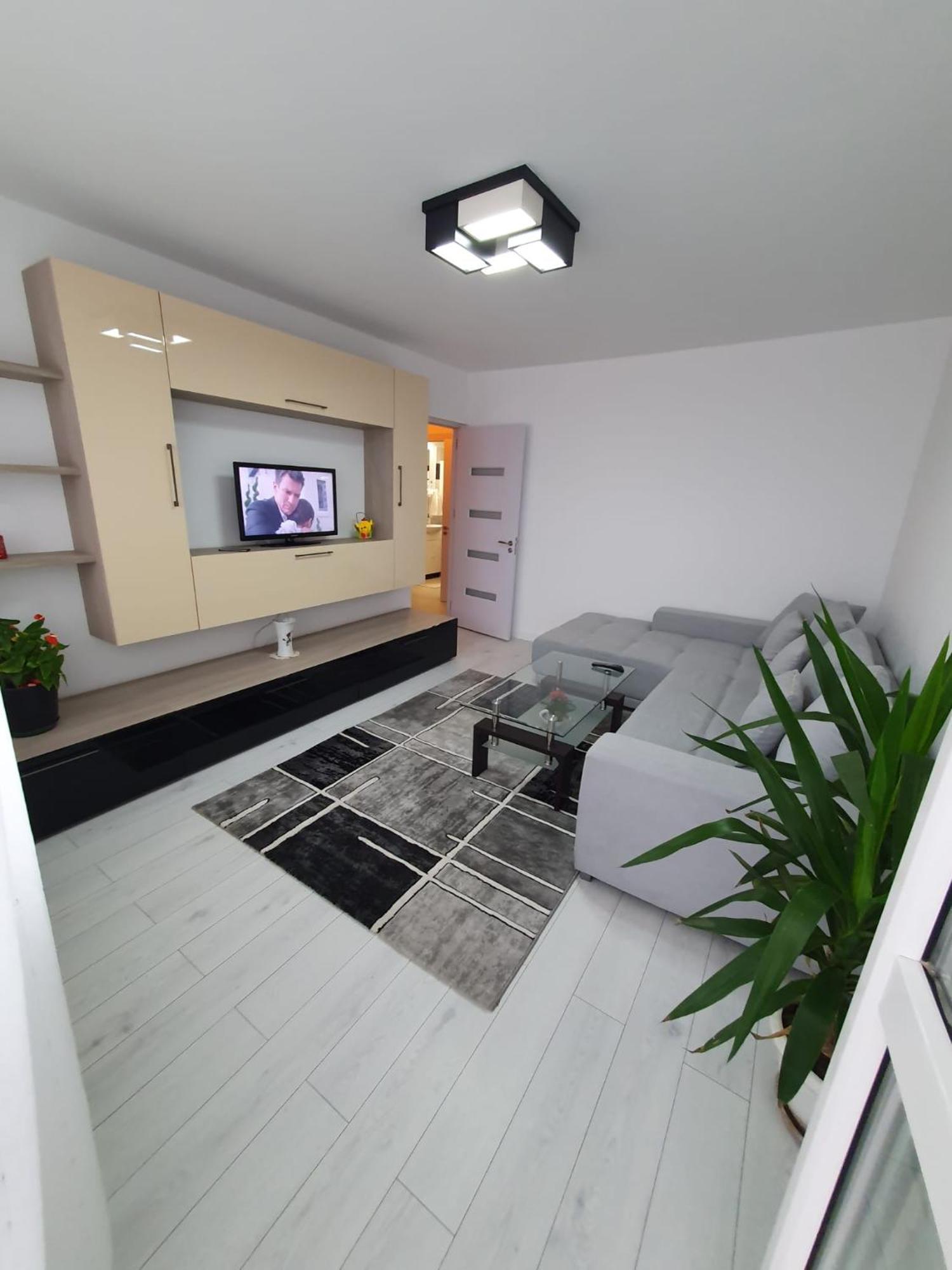2 Marius Nasta Apartment *