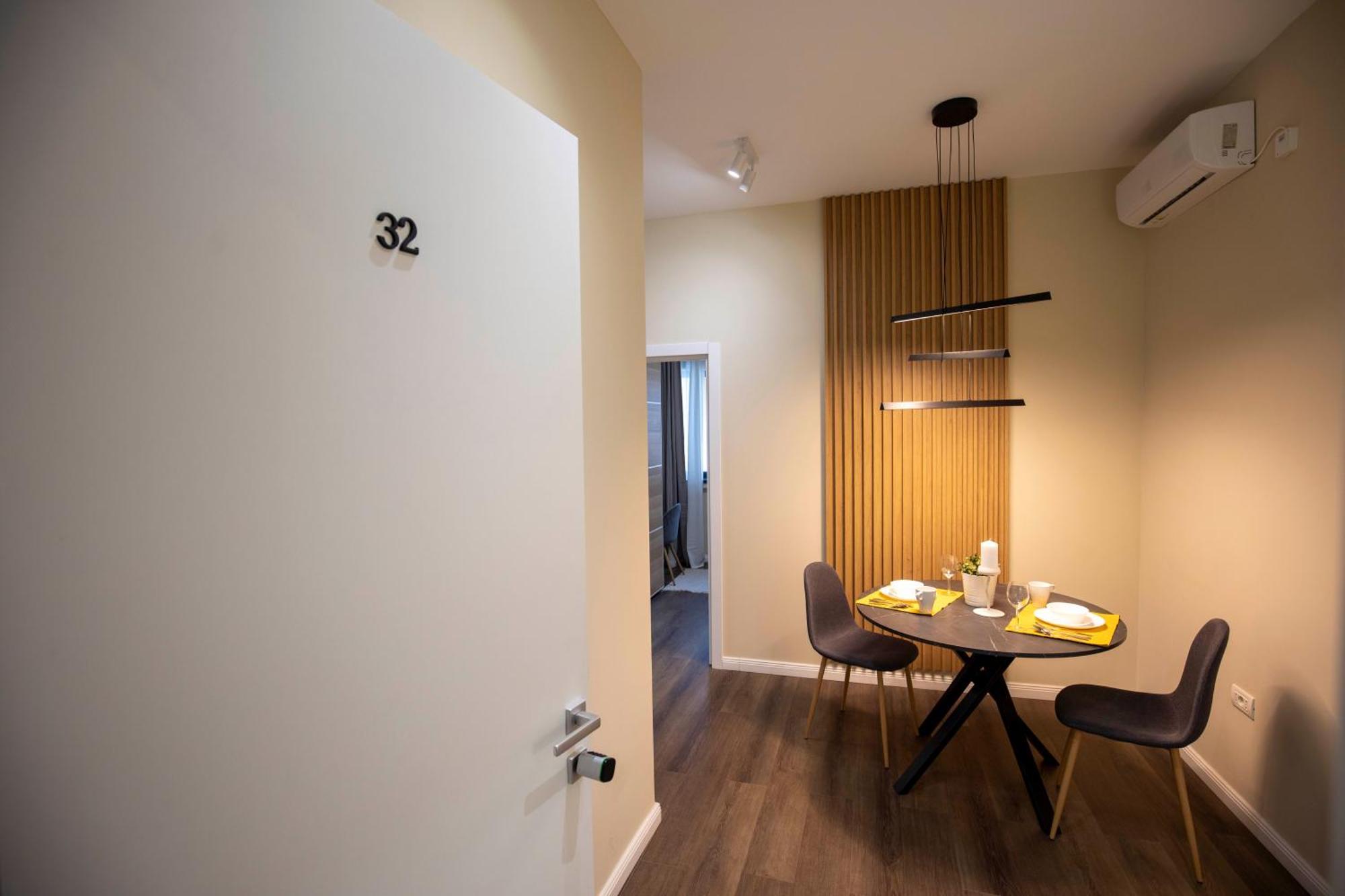 Luxe Romana Apartment Bucharest