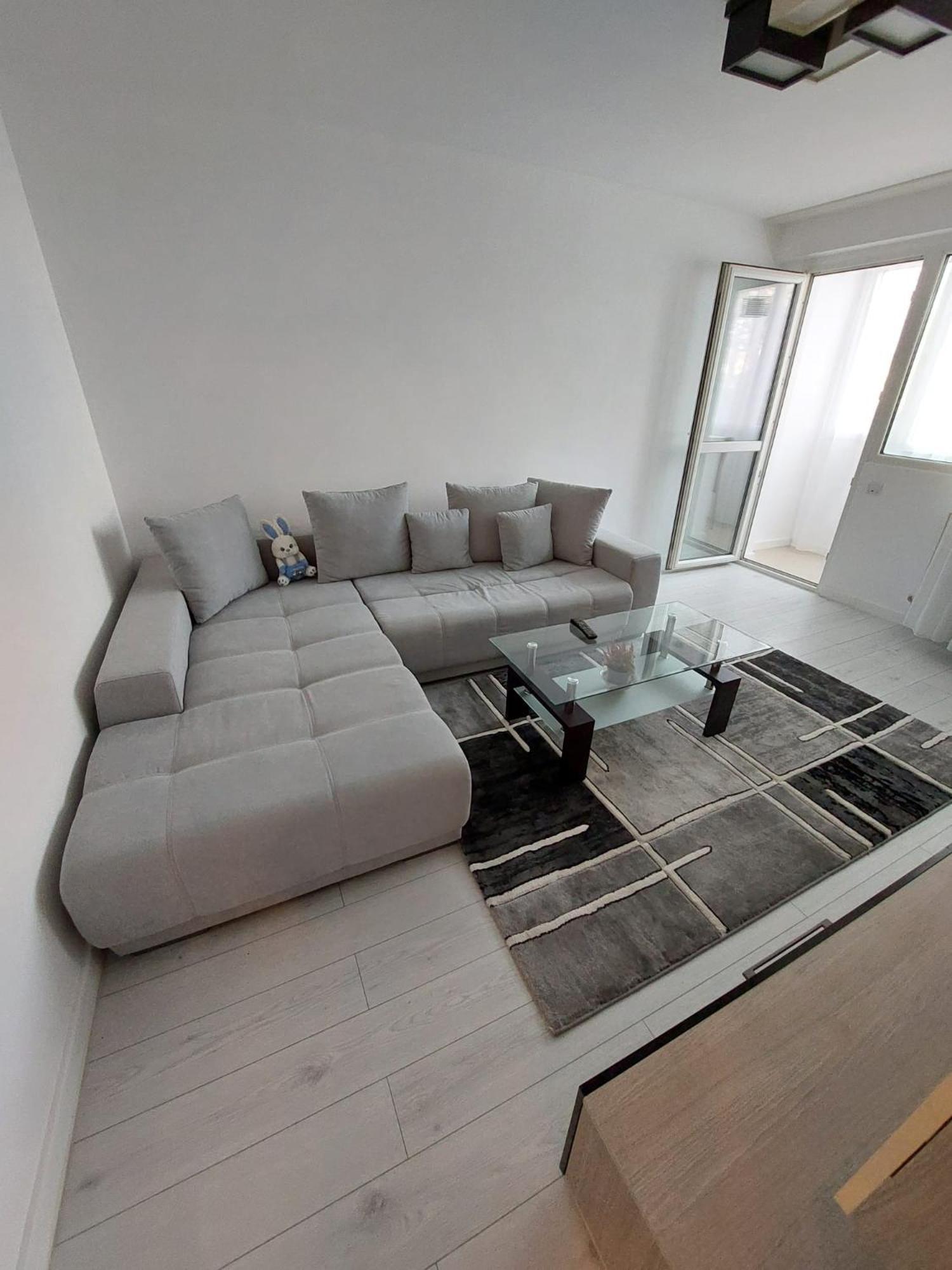 Apartment 2 Marius Nasta *