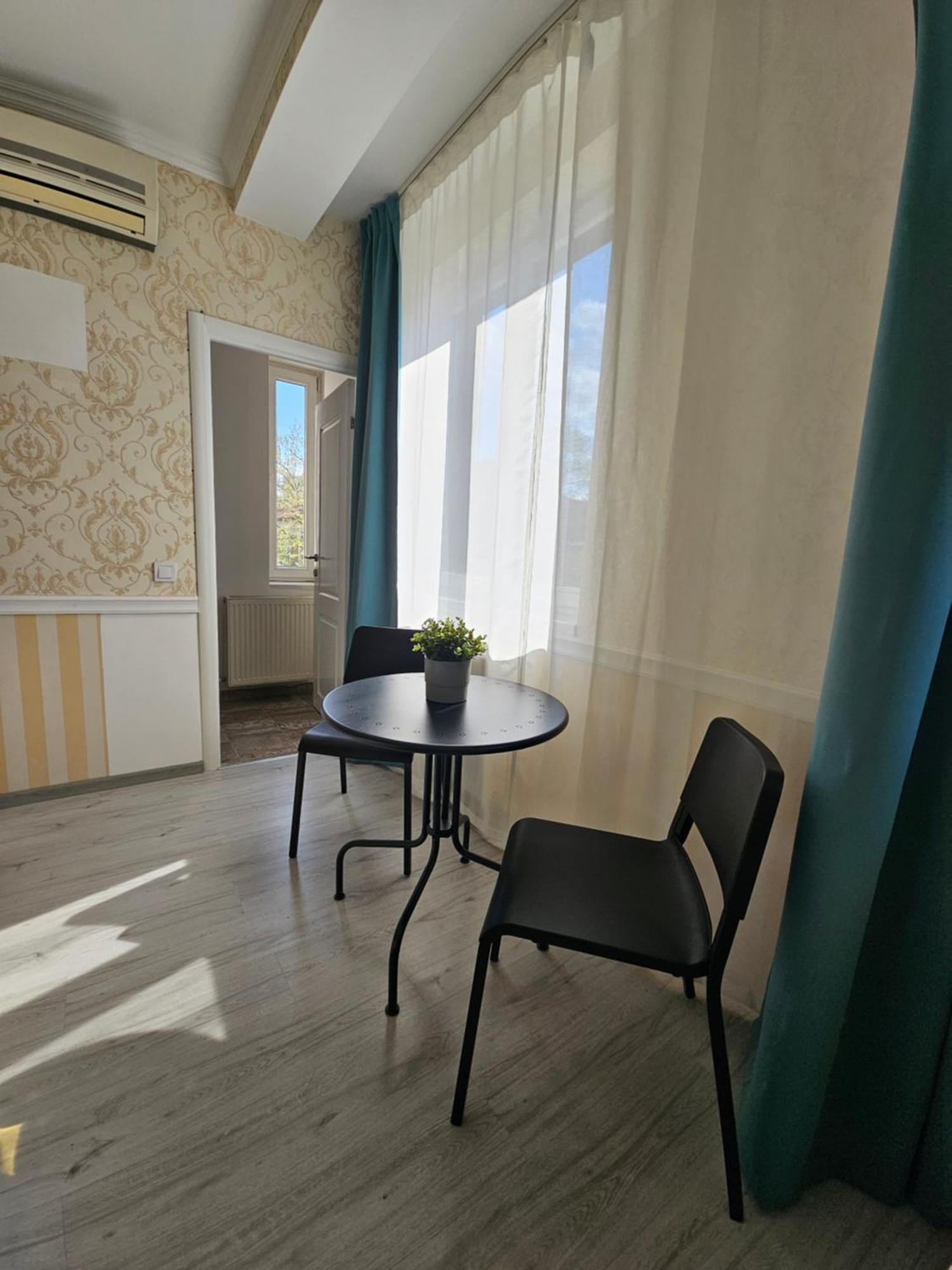 Touristic Center Jean Louis Calderon 28 Street Apartament Bucureşti