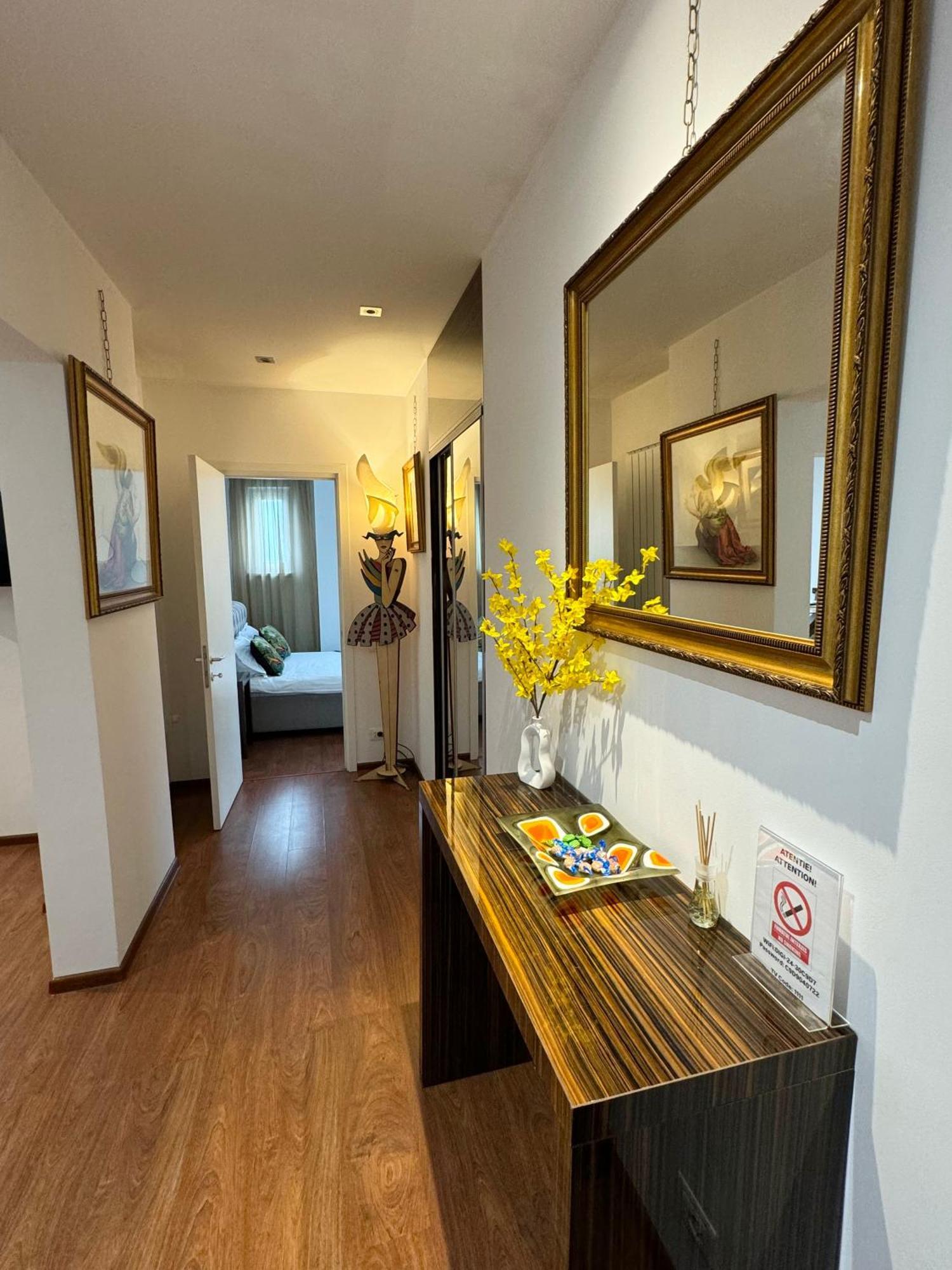 Holidays Vibes - 2 Bedrooms, 2 Bathrooms - Center