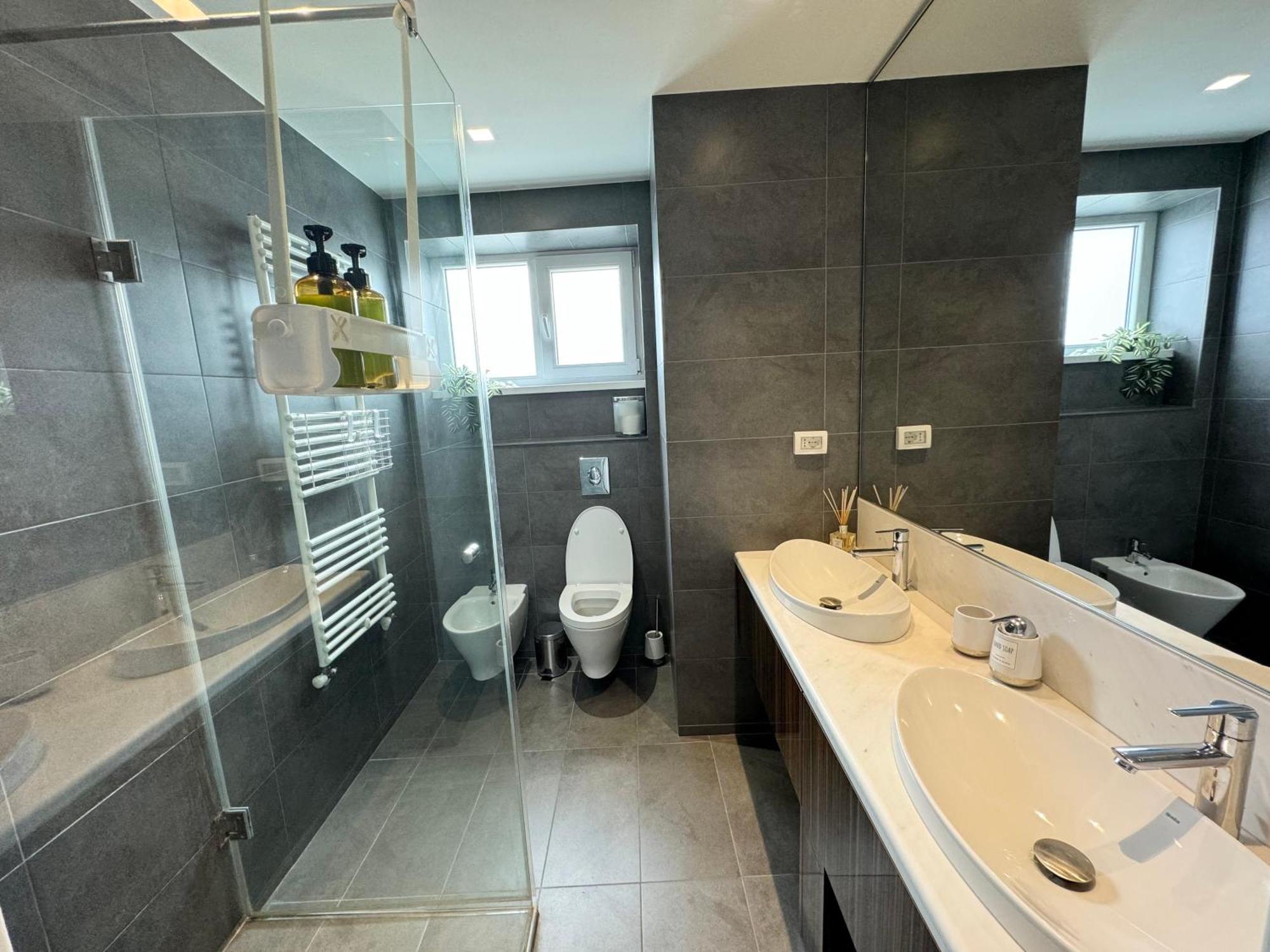 Holidays Vibes - 2 Bedrooms, 2 Bathrooms - Center Apartment *