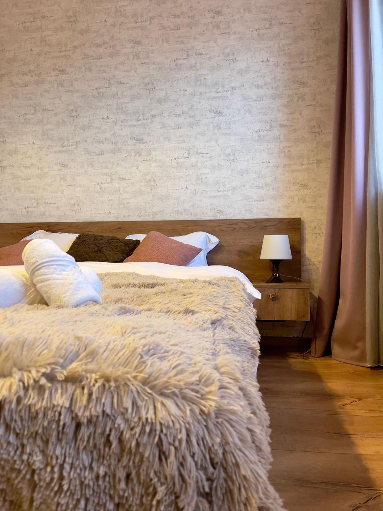 Old Town Happiness Apartment