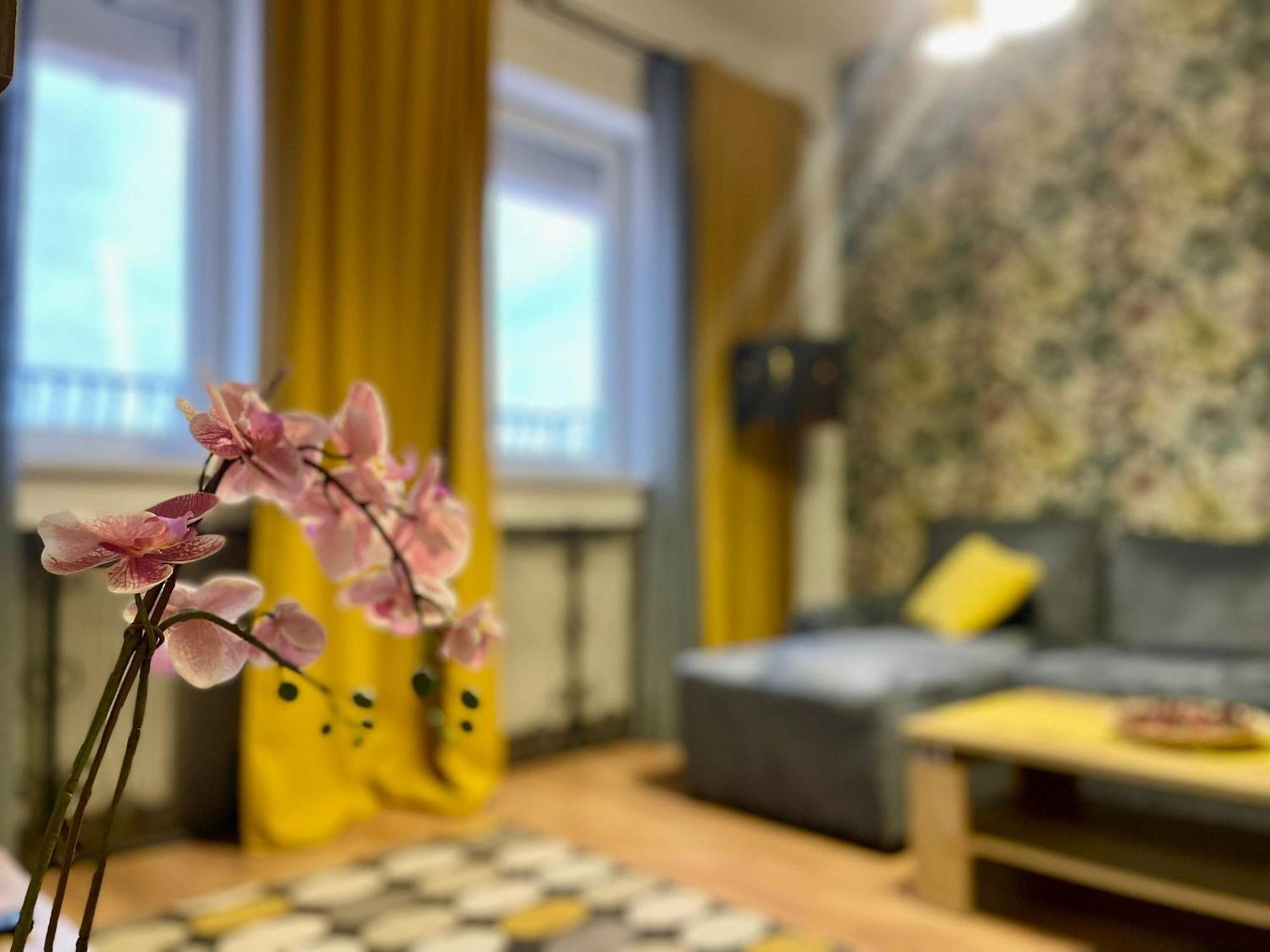 Old Town Happiness Apartment