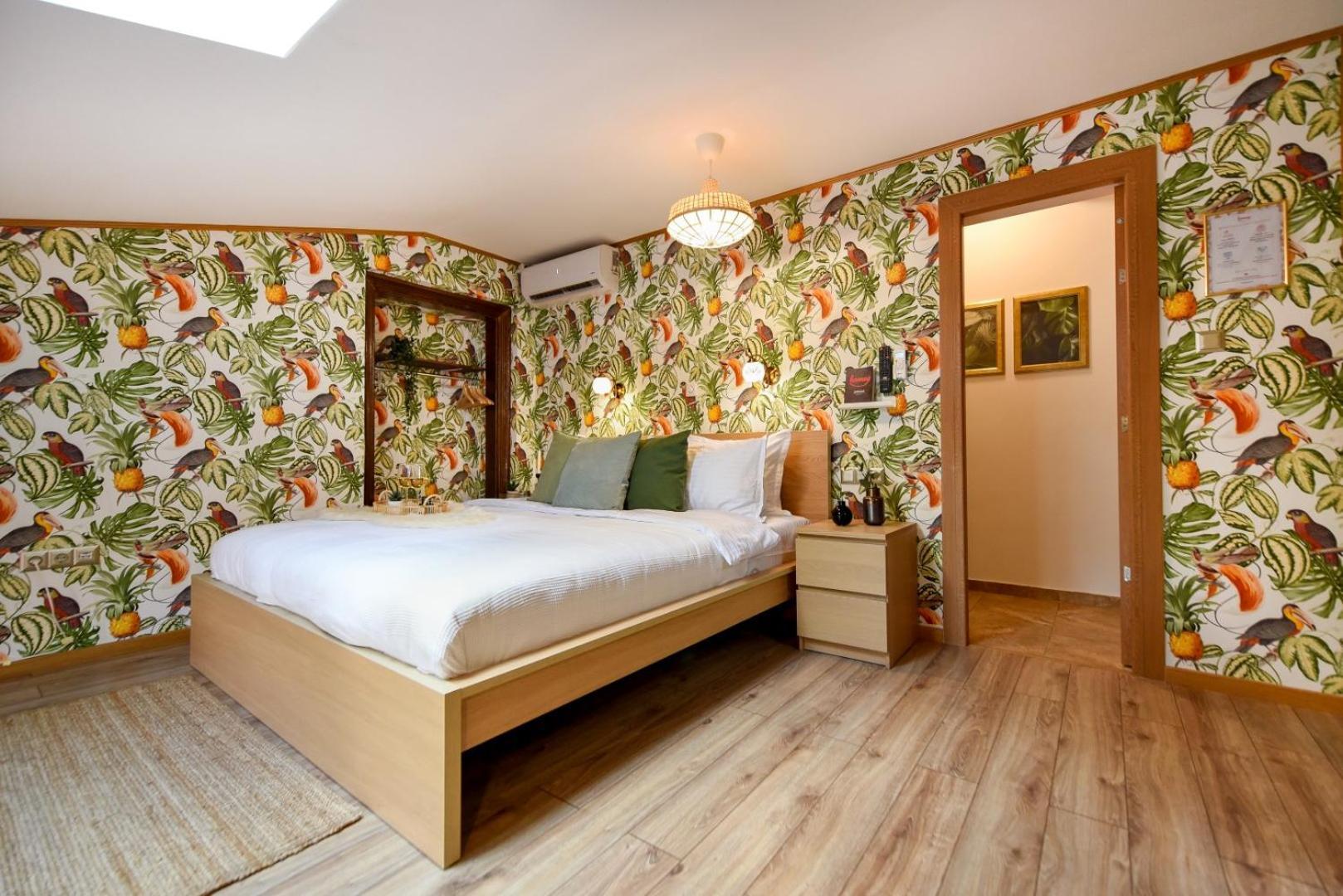 Apartment Timeless Elegance Meets Modern Comfort - In The Heart Of The Old Town