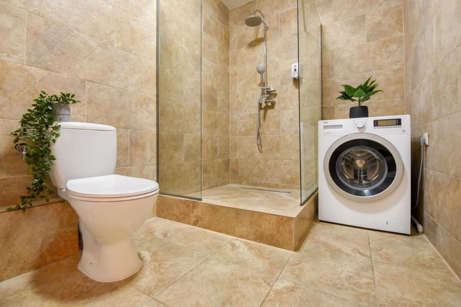 Timeless Elegance Meets Modern Comfort - In The Heart Of The Old Town Apartment