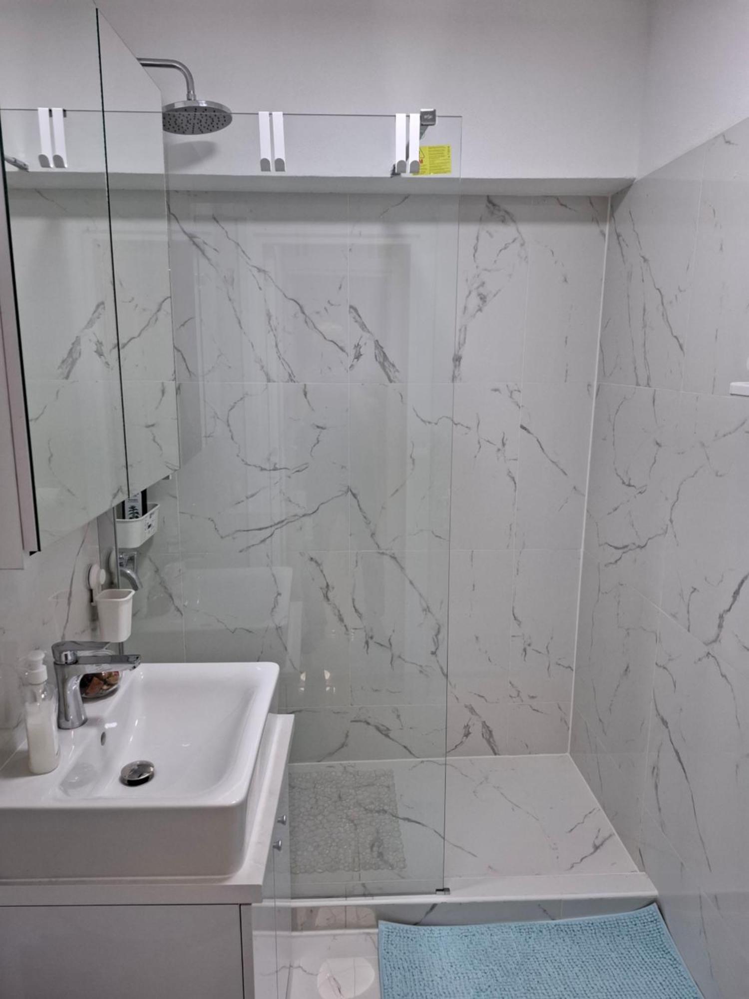 Piata Victoriei, 3 Apartamento *