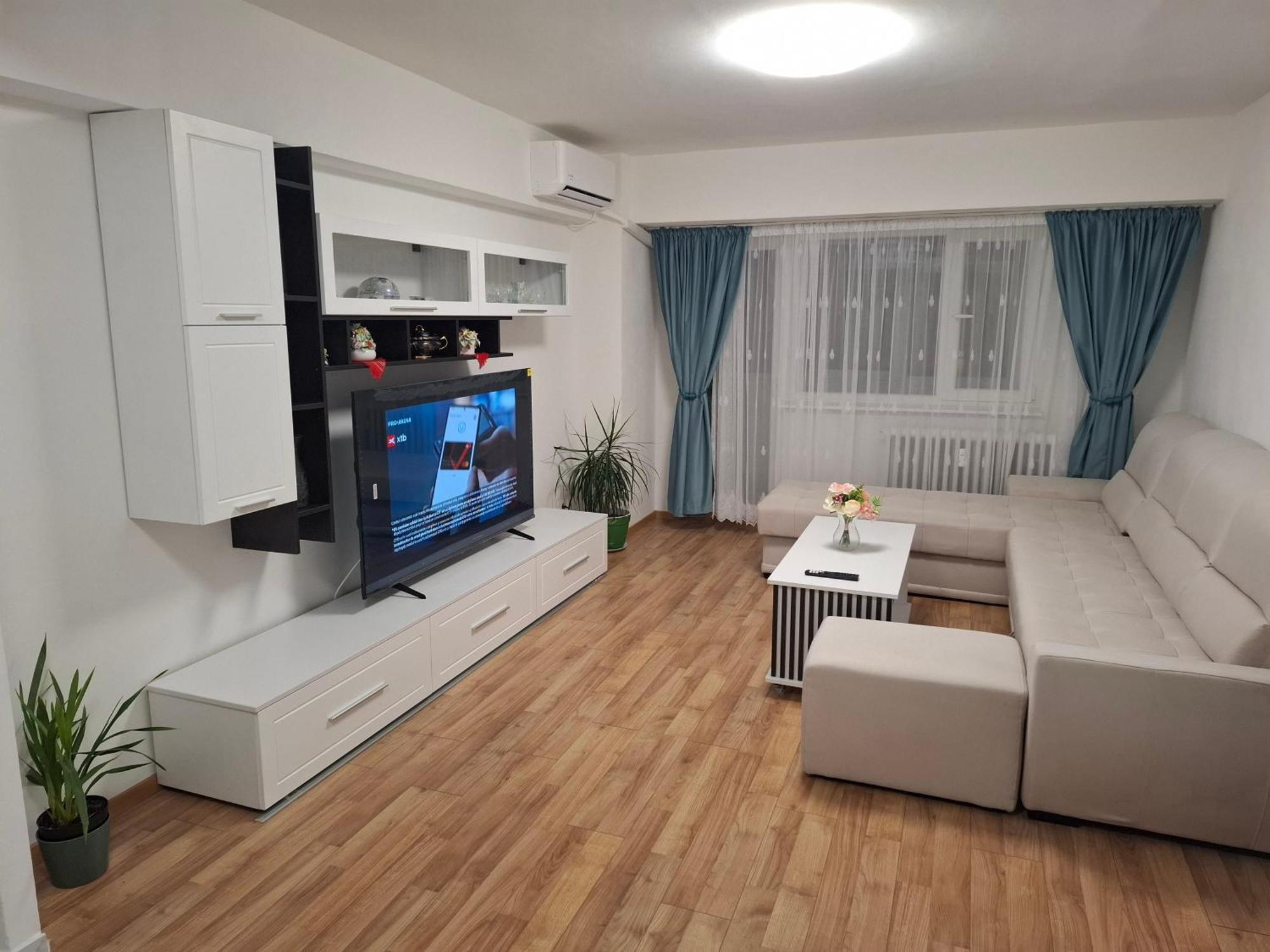 Apartamento Piata Victoriei, 3