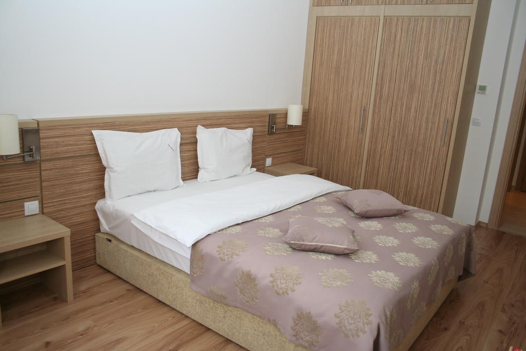 Aparthotel Top Rooms Aparthotel 4*