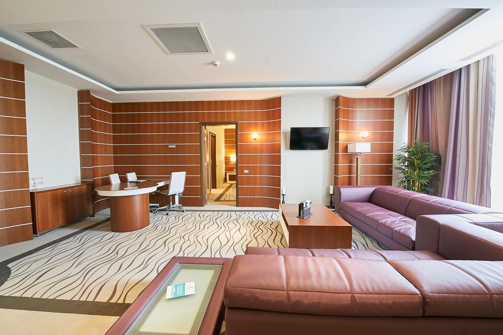 Premier Palace 5* Bucharest