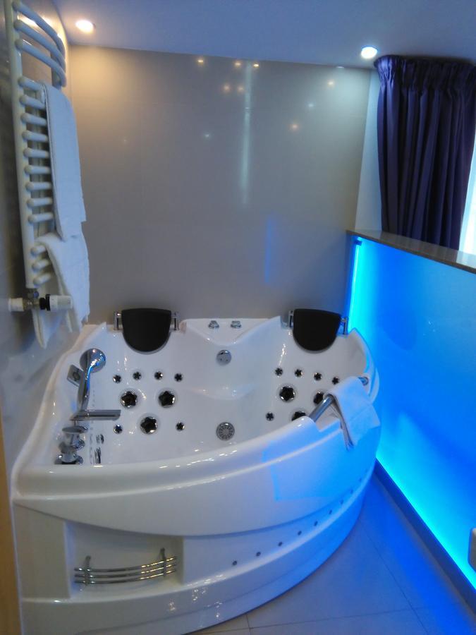 Hotel Christina Plus 4*