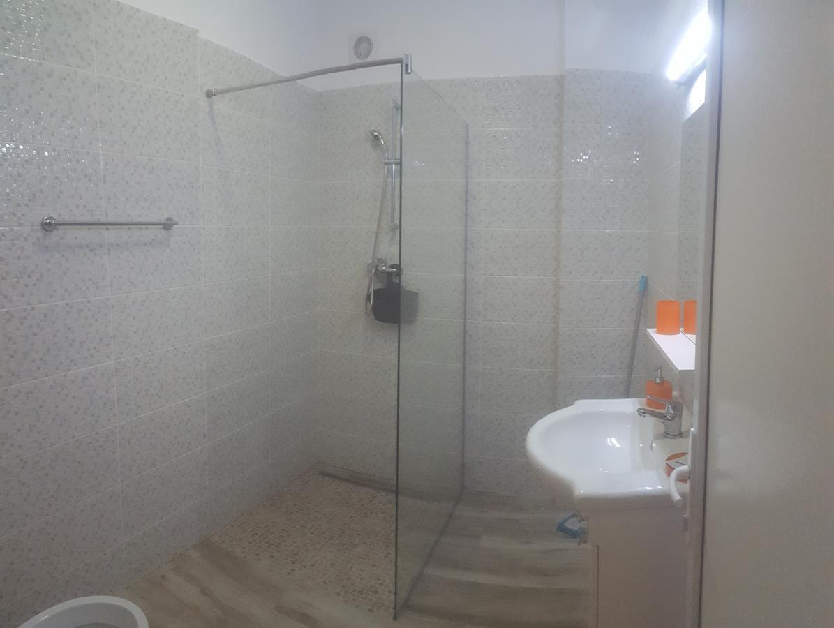 Spital Fundeni Apartament *