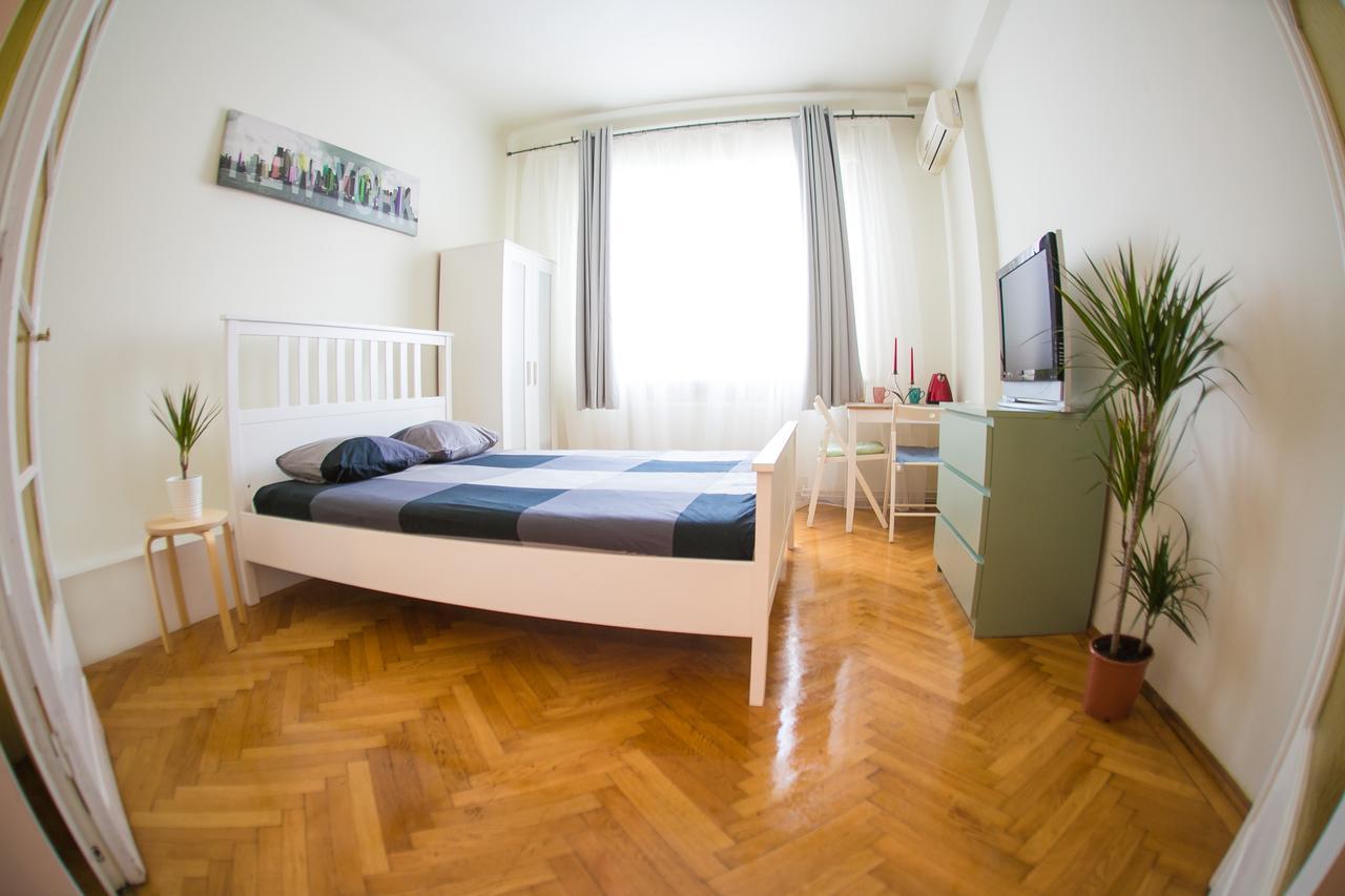 Apartment Color Franceza St Bucharest