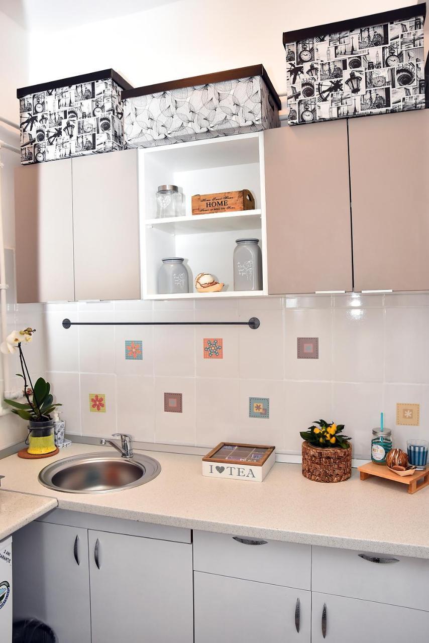 Apartment Sweet Story Central *