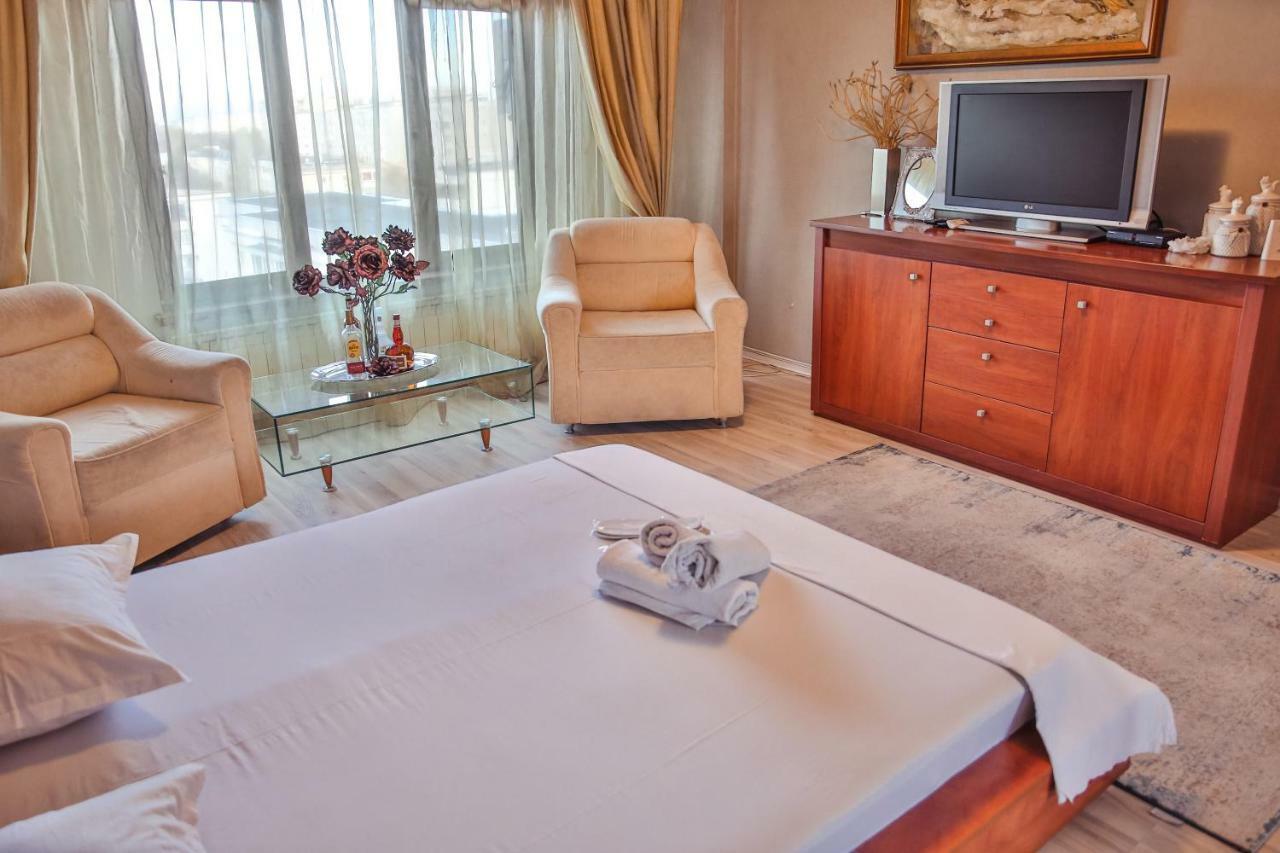 Apartment Dream Romantic