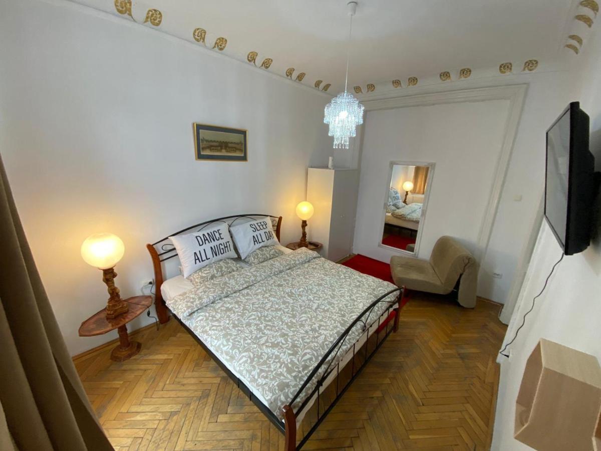 Apartment Union Square Sweethome Bucharest