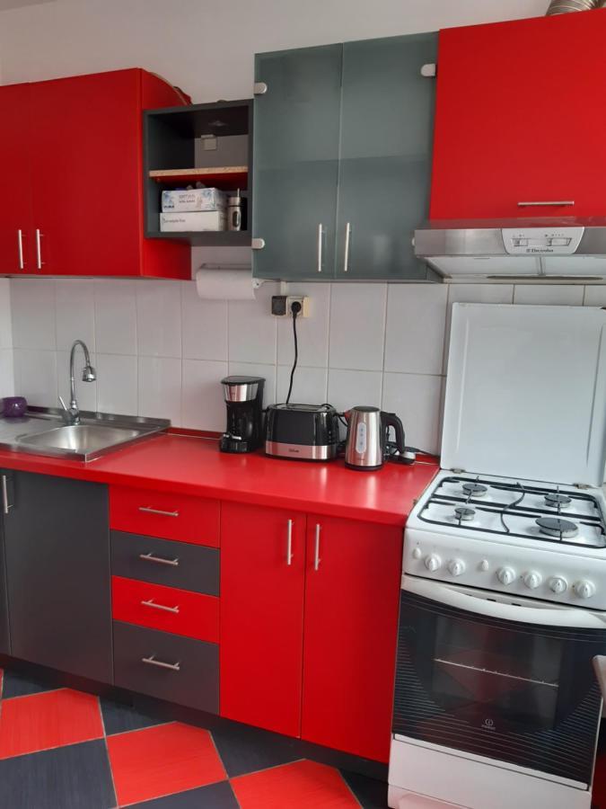 A Chic Apart Iancului Apartment