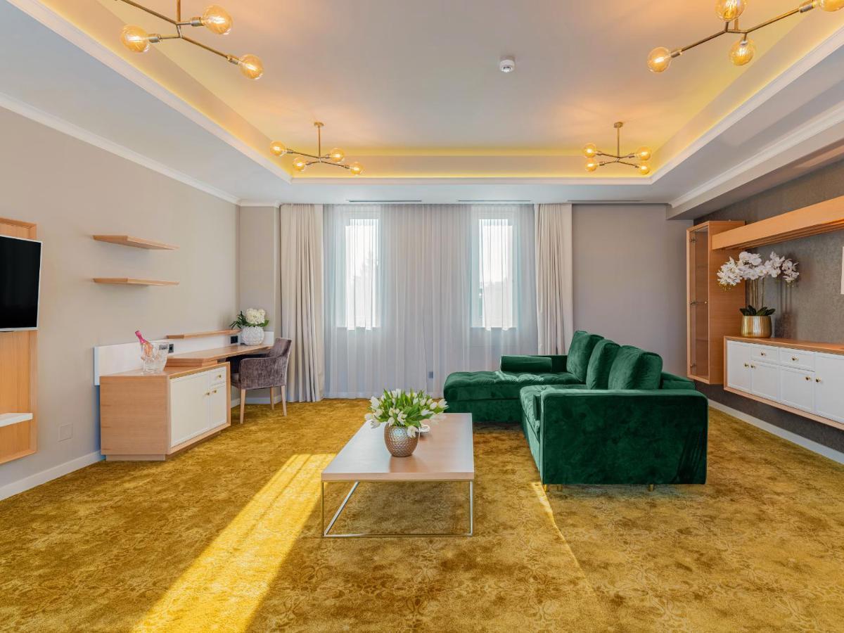 Pergola Boutique 4* Bucharest