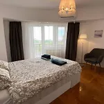 New Luxury Flat In Front Of The Parliament At Unirii