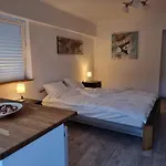 Central Deluxe Cosy Apartment 2 Rooms